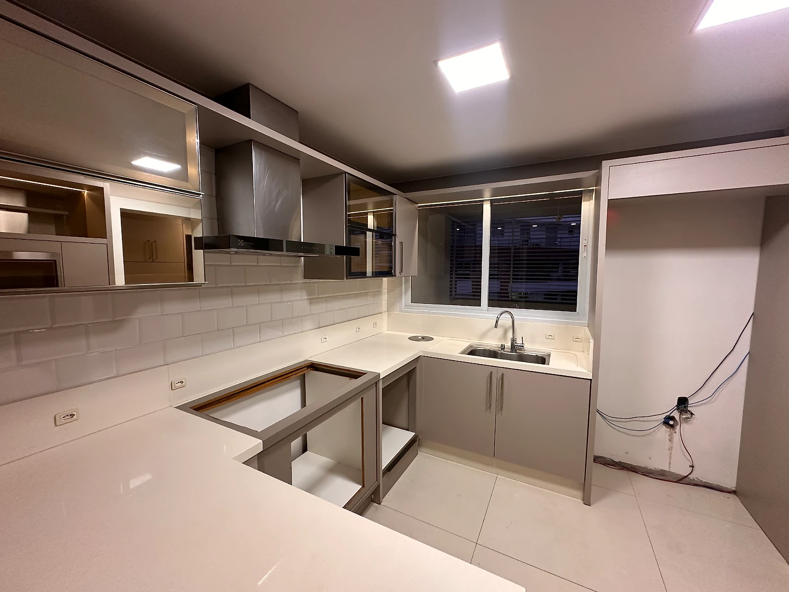Apartamento em Pedra Branca, Palhoça. 3 quartos, 22000m². Imagem 1 de 50