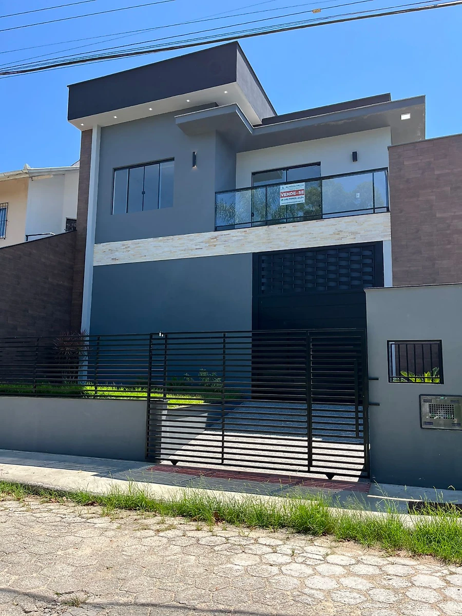 Casa em Forquilhas, São José. 3 quartos, 90m². Imagem 1 de 16