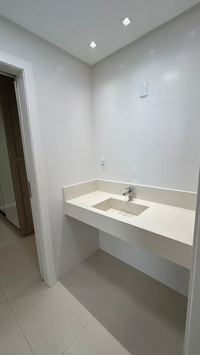 Apartamento em Centro, Palhoça. 3 quartos, 124m². Imagem 21 de 24