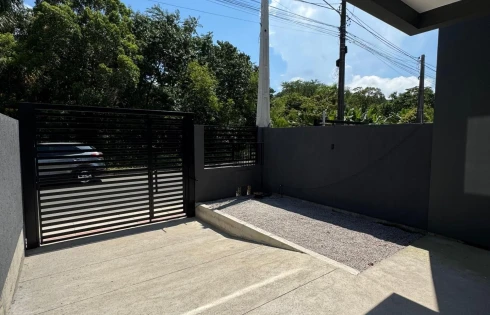 Casa em Potecas, São José