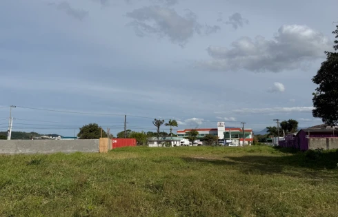 Terreno em Forquilhas, São José