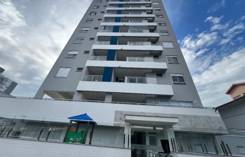 Apartamento em Barreiros, São José