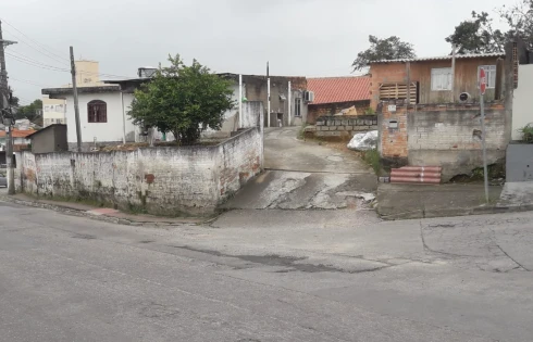 Passa Vinte, Palhoça