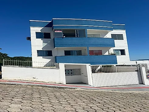 Apartamento em Potecas, São José