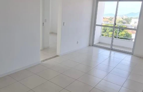 Prédio em Barra do Aririú, Palhoça