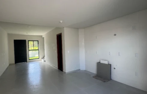 Sobrado geminado em Forquilhas, São José