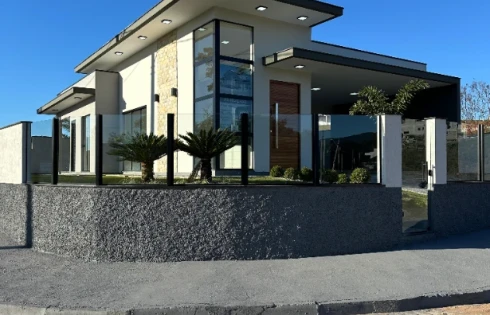 Casa em Forquilhas, São José