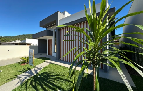 Casa em Forquilhas, São José