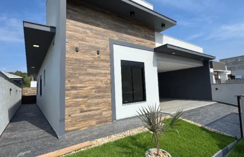 Casa em Forquilhas, São José