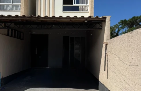Sobrado geminado em Serraria, São José