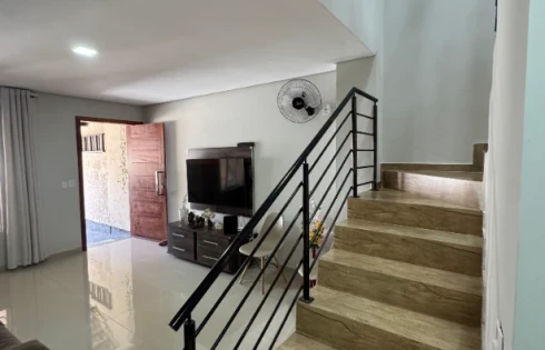 Sobrado geminado em Serraria, São José