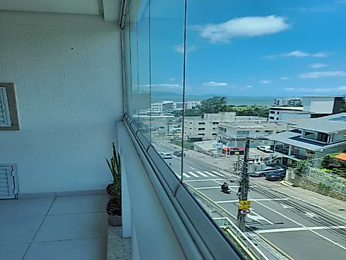 Apartamento em Praia Comprida, São José