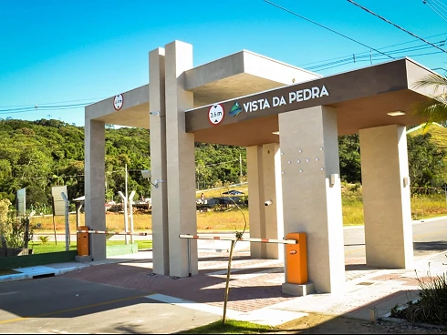 Terreno em Forquilhas, São José
