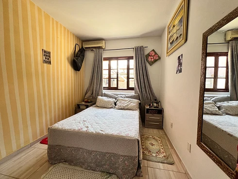 Casa em Madri, Palhoça