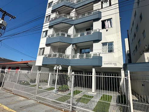 Apartamento em Roçado, São José