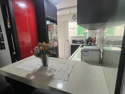 Sobrado geminado em Potecas, São José