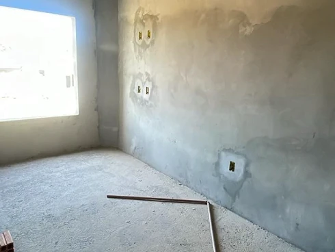 Sobrado geminado em Forquilhas, São José