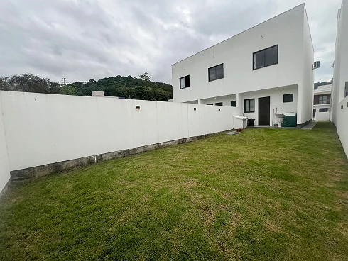 Sobrado geminado em Sertão do Maruim, São José