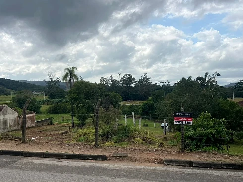 Terreno em Forquilhas, São José