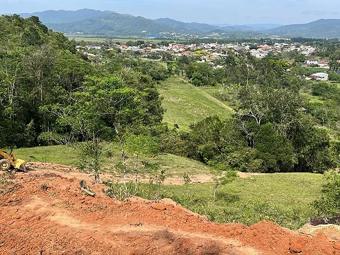 Terreno em Canto dos Ganchos, Governador Celso Ramos