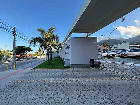 Apartamento em Praia de Fora, Palhoça