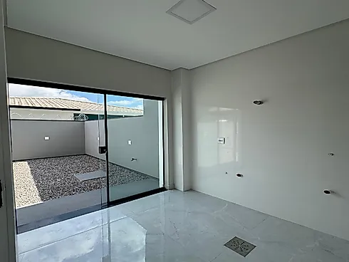 Sobrado geminado em Forquilhas, São José