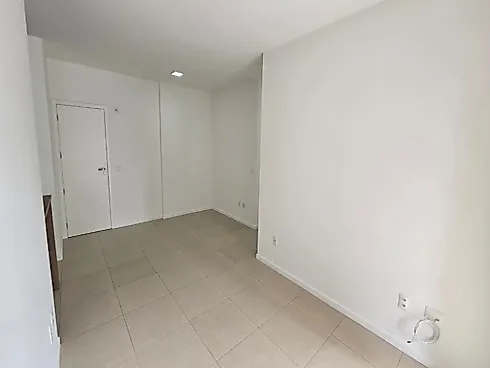 Apartamento em Kobrasol, São José