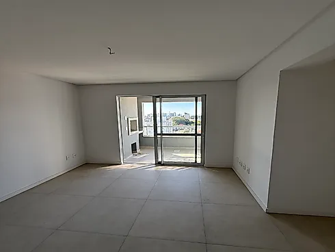 Apartamento em Coloninha, Florianópolis