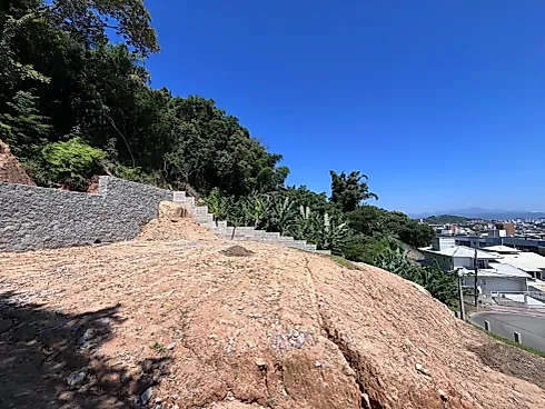 Terreno em Forquilhinha, São José