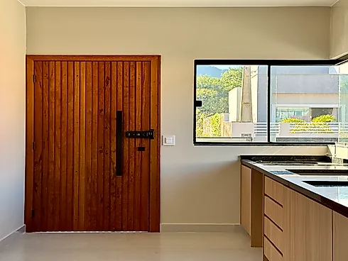 Casa Geminada com 2 quartos em Forquilhas, São José