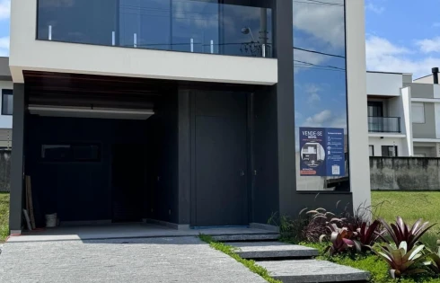 Casa em Deltaville, Biguaçu