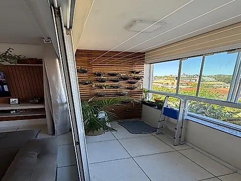 Apartamento de 2 Dormitórios em Ótima Localização - Apartamento em Passa Vinte, Palhoça - Foto 2