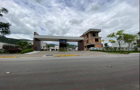 Casa em Deltaville, Biguaçu