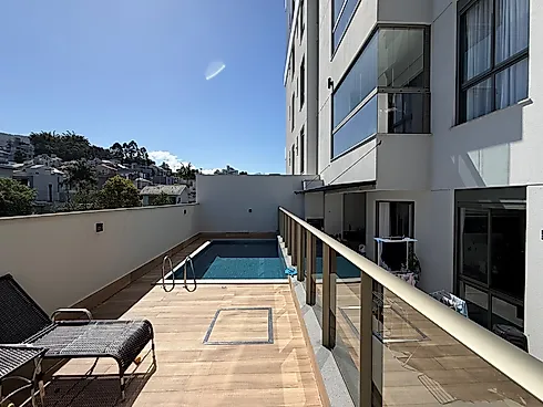 Apartamento com Piscina Privativa Pedra Branca - Foto 2
