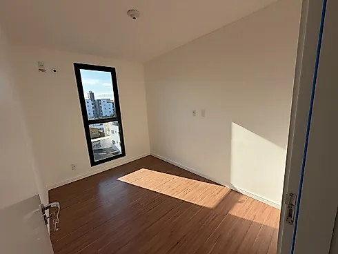 Apartamento 2 Dormitórios sendo uma Suíte com Vista Livre - Foto 15