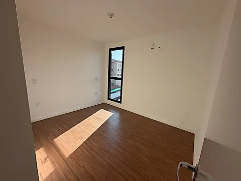 Apartamento 2 Dormitórios sendo uma Suíte com Vista Livre - Foto 16
