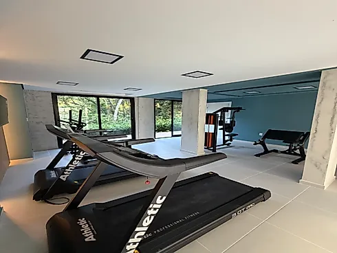 Apartamento 2 Dormitórios sendo uma Suíte com Vista Livre - Foto 7