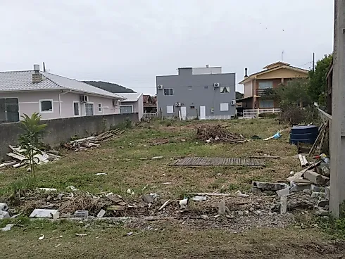 Terreno 397m² em Condomínio - Pinheira
