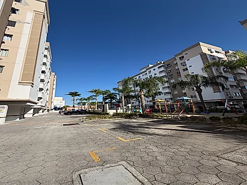 Apartamento em Fazenda Santo Antônio, São José