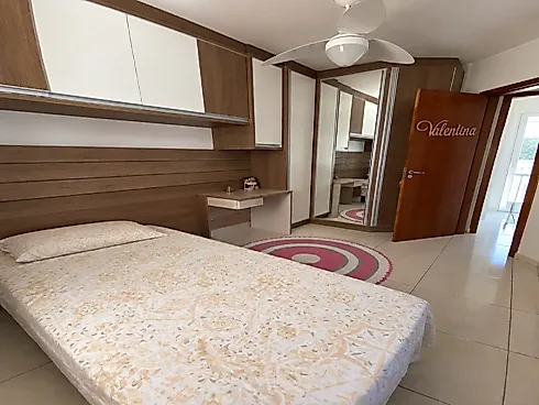 Sobrado com Piscina, Churrasqueira e Suíte com Hidromassagem - Foto 7