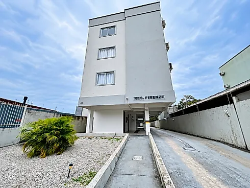 Apartamento em Forquilhas Leste, São José