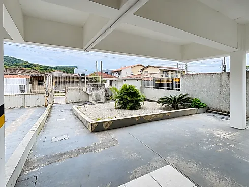 Apartamento em Forquilhas Leste, São José