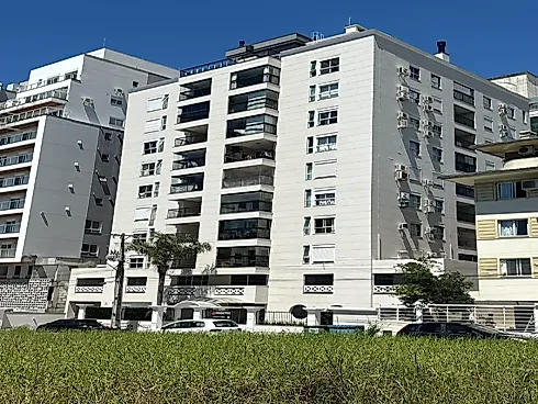 Apartamento 2 Dormitórios, sendo 1 Suíte Pedra Branca - Foto 1