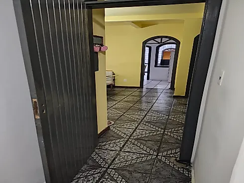 Casa com 5 Dormitórios em Barreiros - Foto 5
