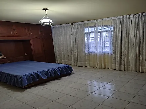 Casa com 5 Dormitórios em Barreiros - Foto 17