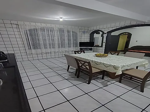 Casa com 5 Dormitórios em Barreiros - Foto 19