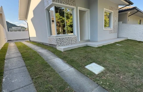 Casa em Forquilhas, São José