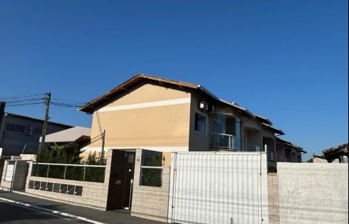 Casa em Forquilhas, São José