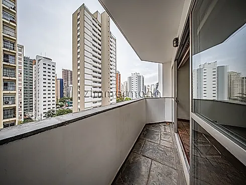 Apartamento 4 Quartos com 2 Suítes e 144m² - Moema - Apartamento em Moema, São Paulo - Foto 3