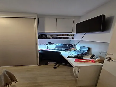 Thumbnail 12